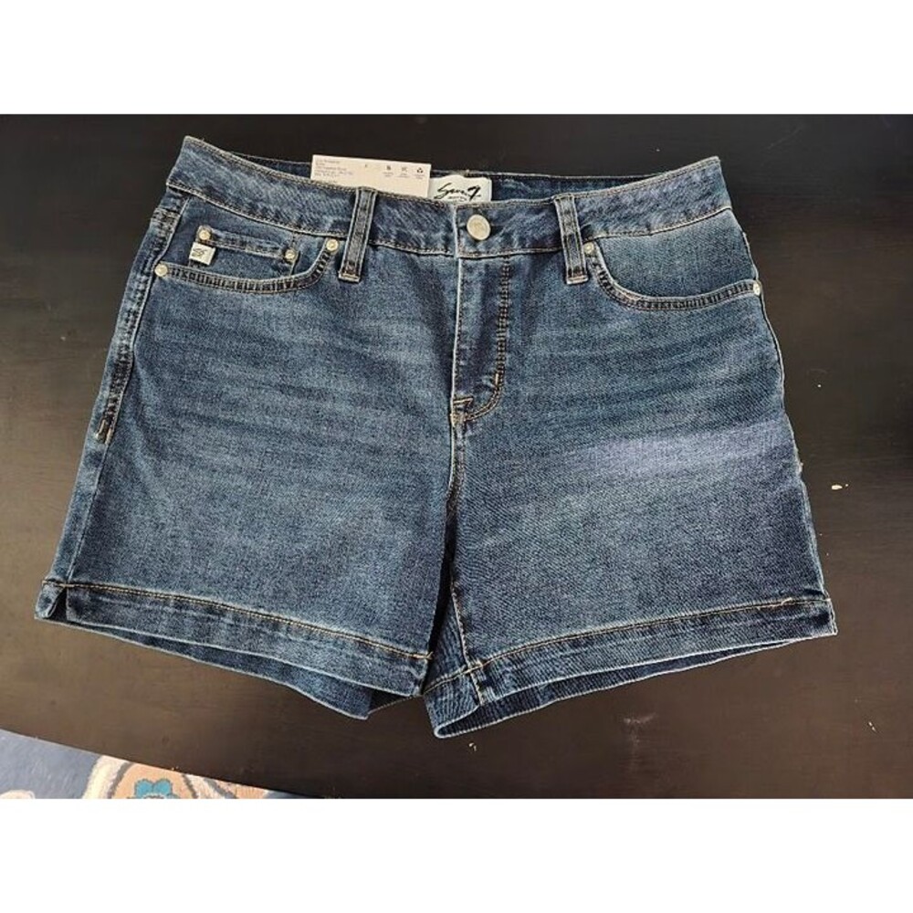 SEVEN7 Women's Denim Shorts Blue Cuffed Size 6 New